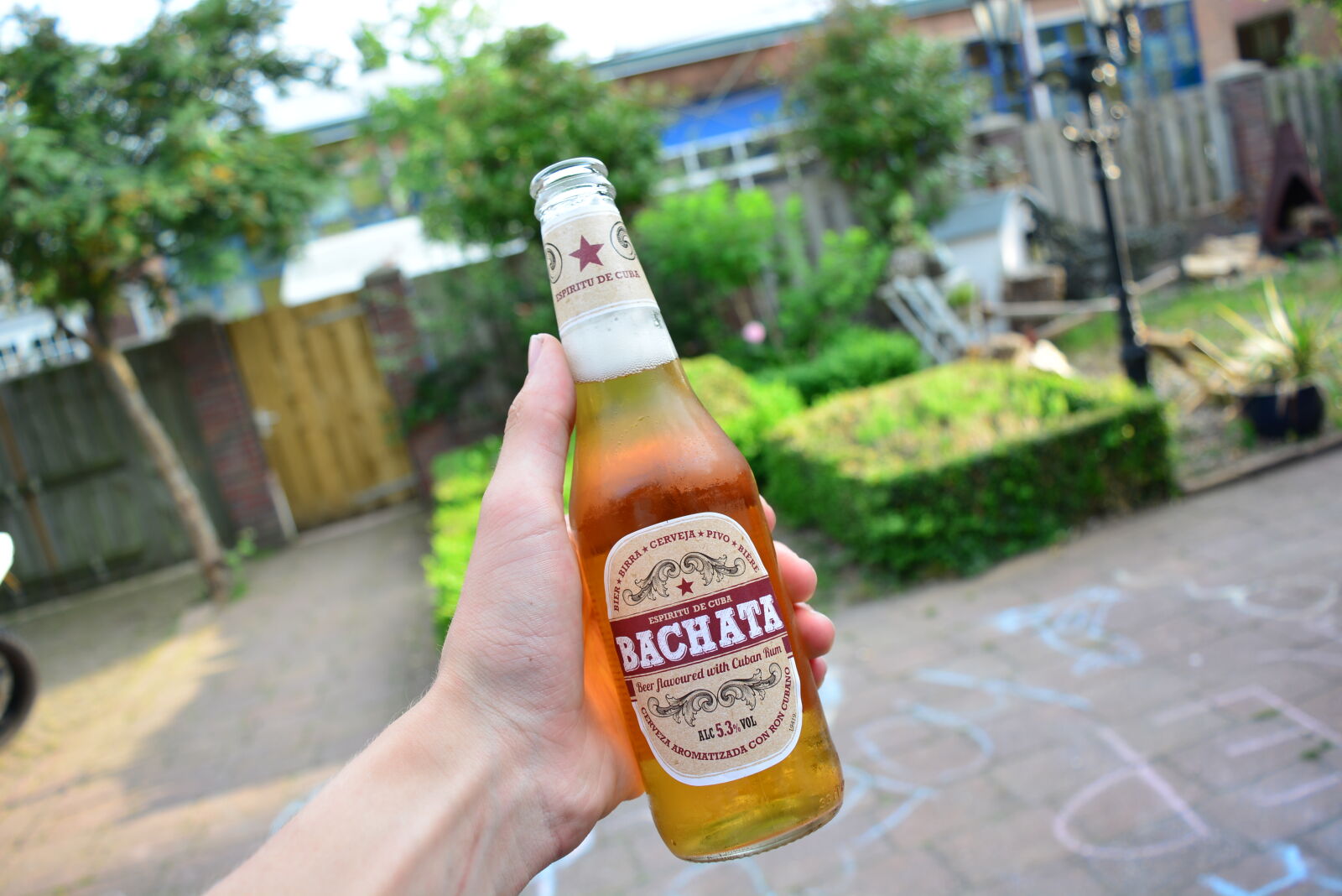 Nikon D5200 sample photo. Bachata, beer, cuba photography