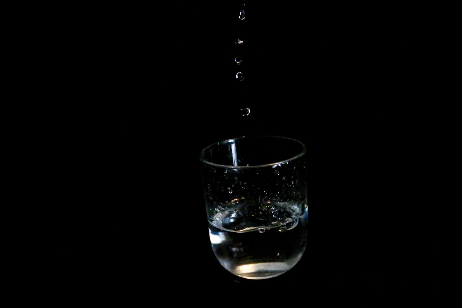 Canon EOS 70D sample photo. Glass-water, water, drops photography