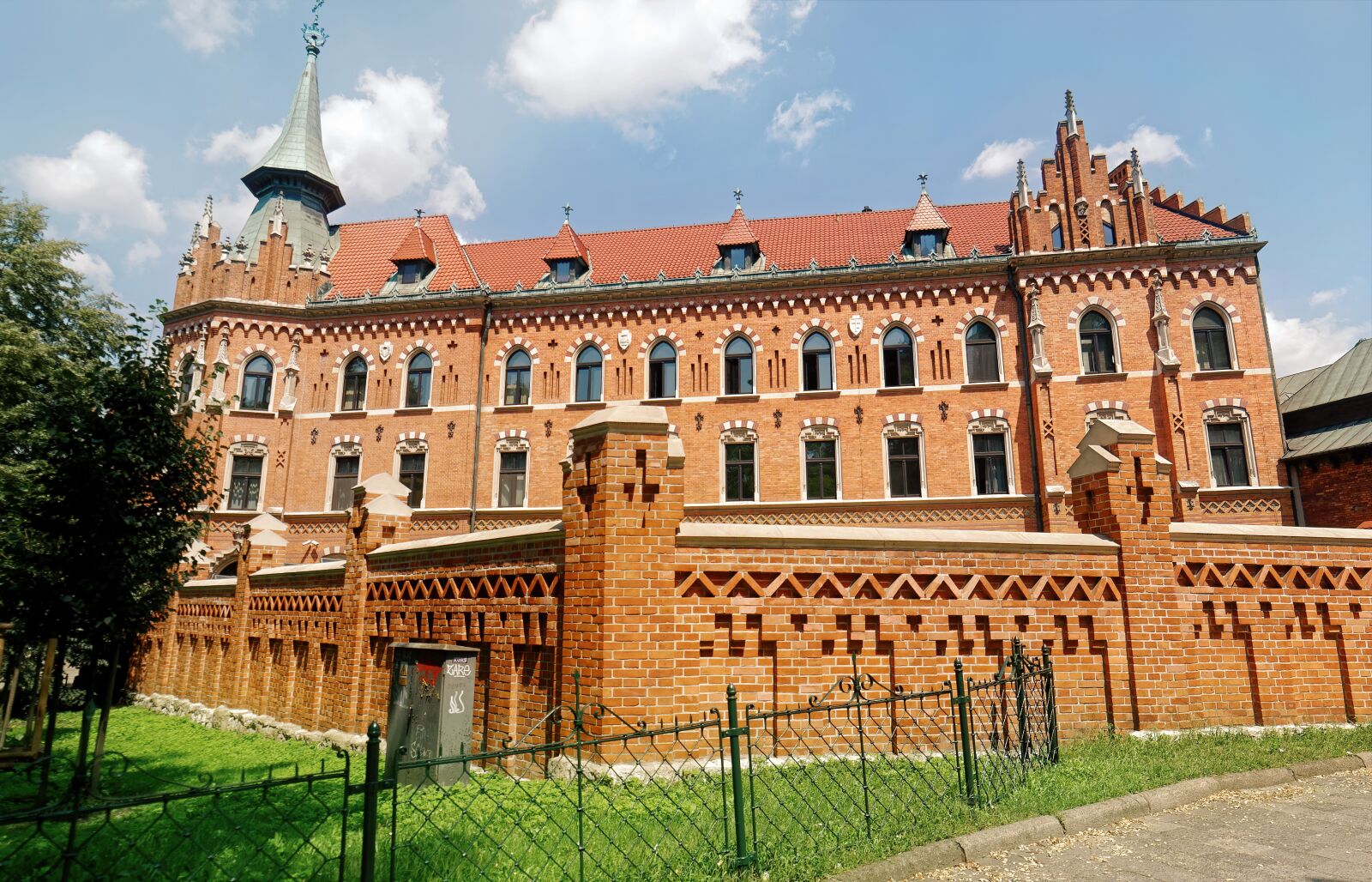 Nikon D5100 sample photo. Building, historical, architecture photography
