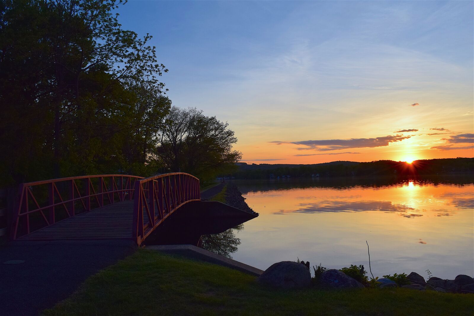 Nikon D3300 sample photo. Sunset, lake, bridge photography