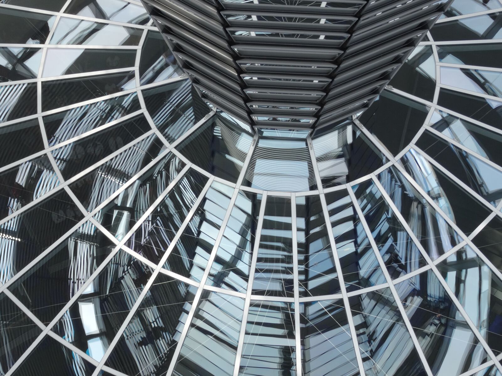 Sony Cyber-shot DSC-HX50V sample photo. Architecture, glass, steel photography