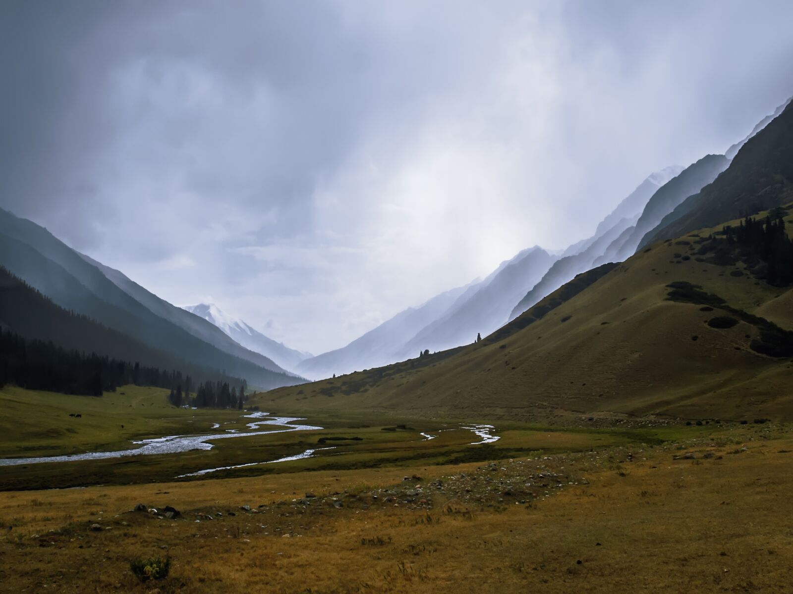 Olympus E-510 (EVOLT E-510) sample photo. Mountains, landscape, nature photography