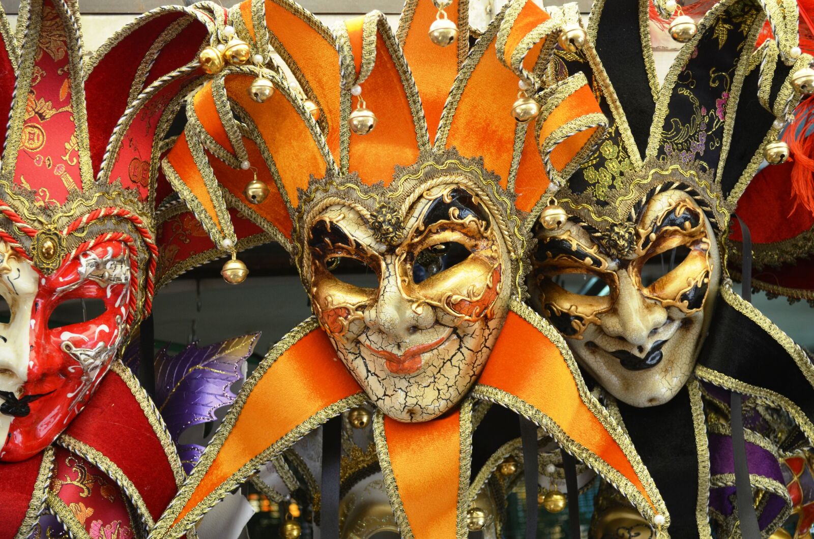 Nikon D5100 sample photo. Venice, masks, tourism photography