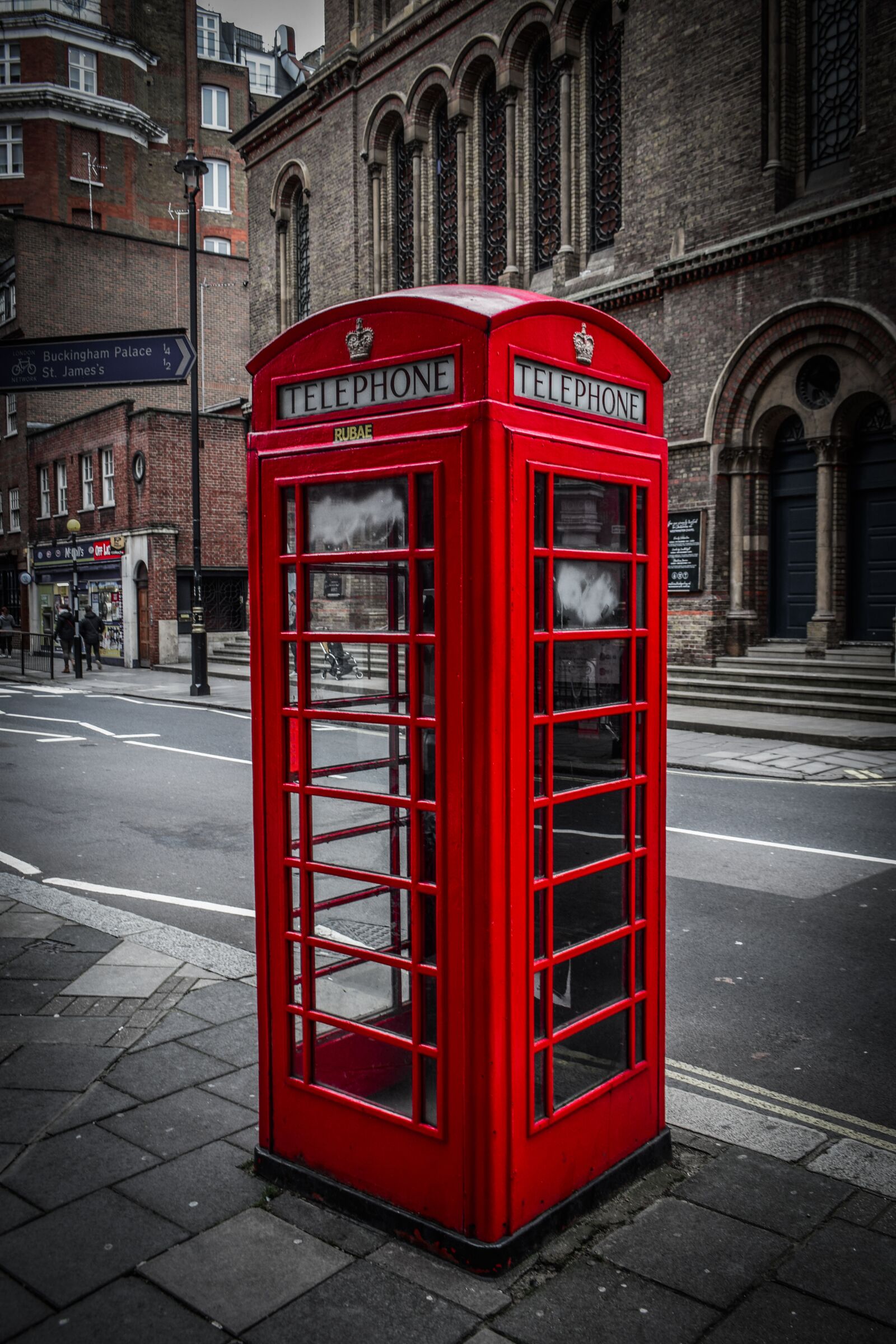 Nikon D3300 sample photo. Telephone booth, telephone, english photography