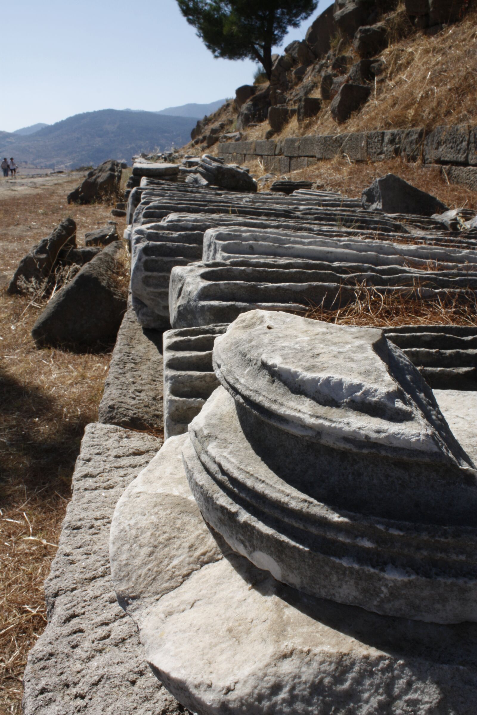 Canon EOS 450D (EOS Rebel XSi / EOS Kiss X2) sample photo. Marble, ancient, archeology photography