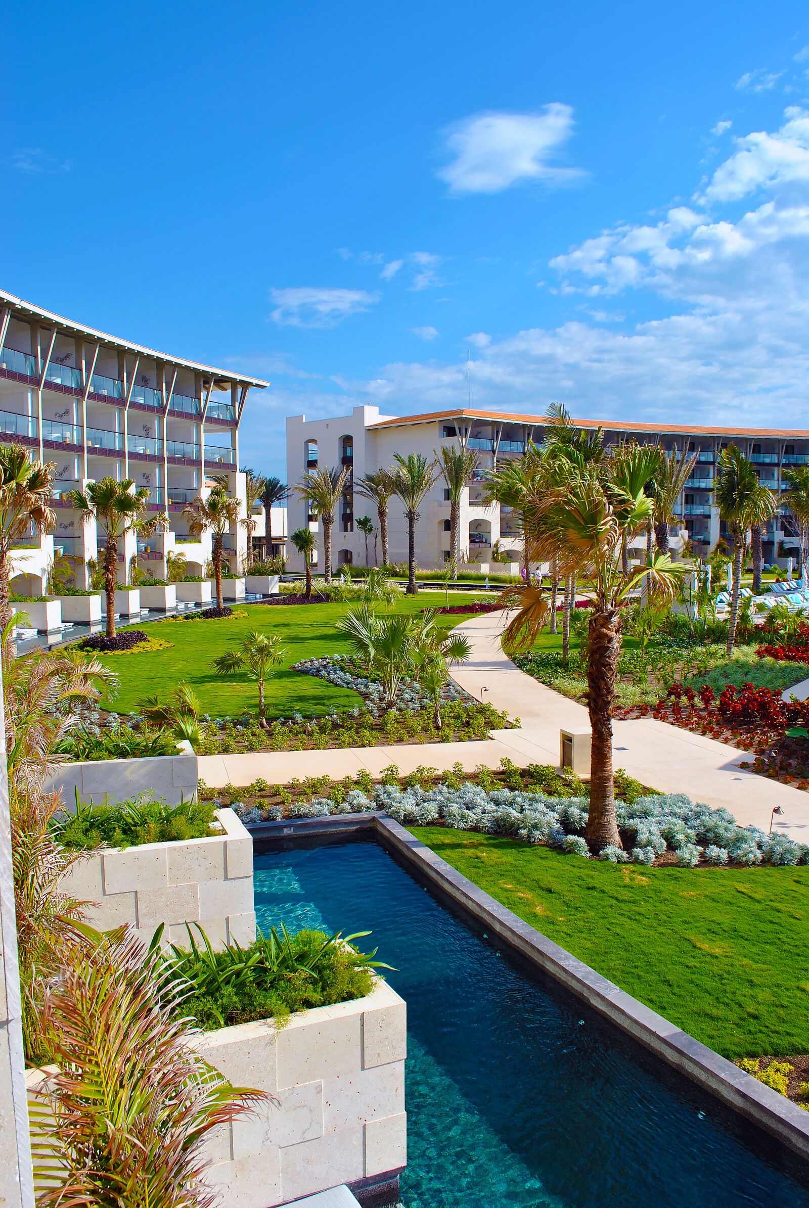 Nikon D3000 sample photo. Beach, resort, mexico photography