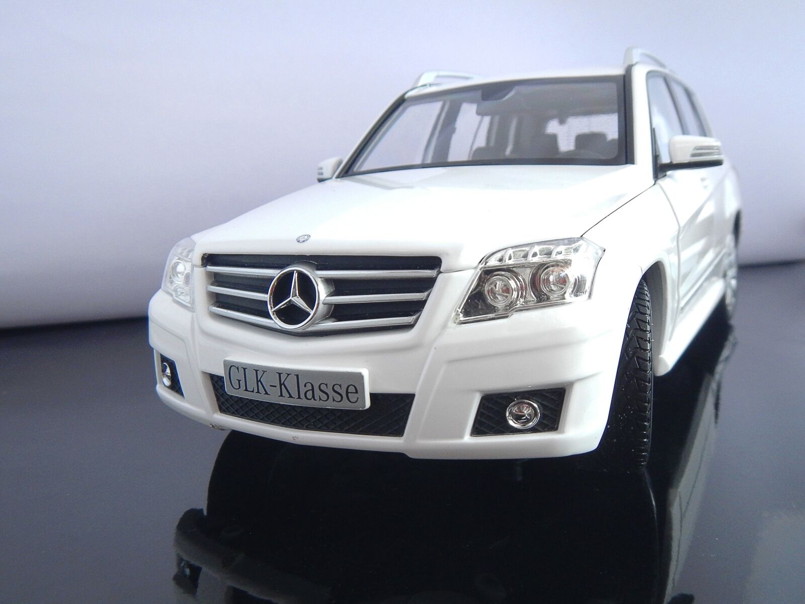 Nikon Coolpix AW110 sample photo. Klasse, mercedes benz, van photography