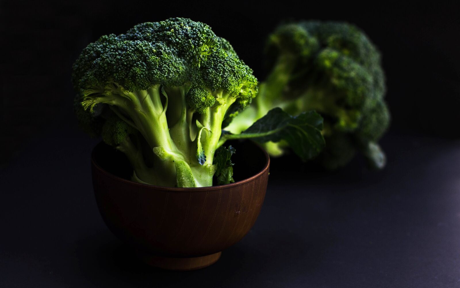 Nikon D7000 sample photo. Bowl of broccoli, broccoli photography