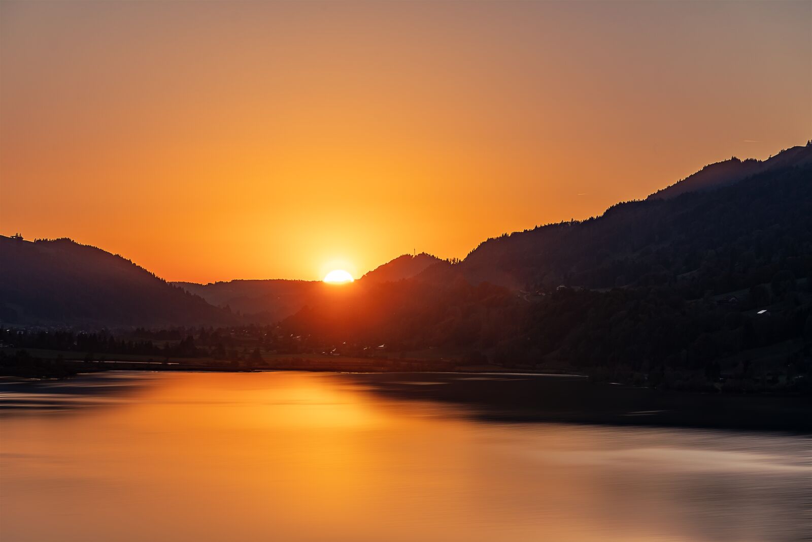 Sony a7 III + Sony FE 70-200mm F4 G OSS sample photo. Sunset, landscape, alpsee photography