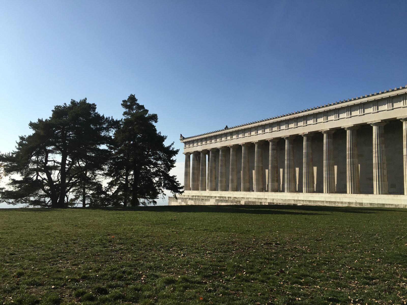 Apple iPhone 6s sample photo. Walhalla, regensburg, architecture photography