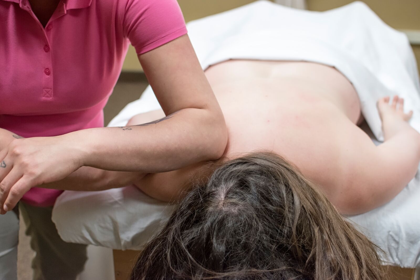 Nikon D5500 sample photo. Massage, massage therapist, massage photography