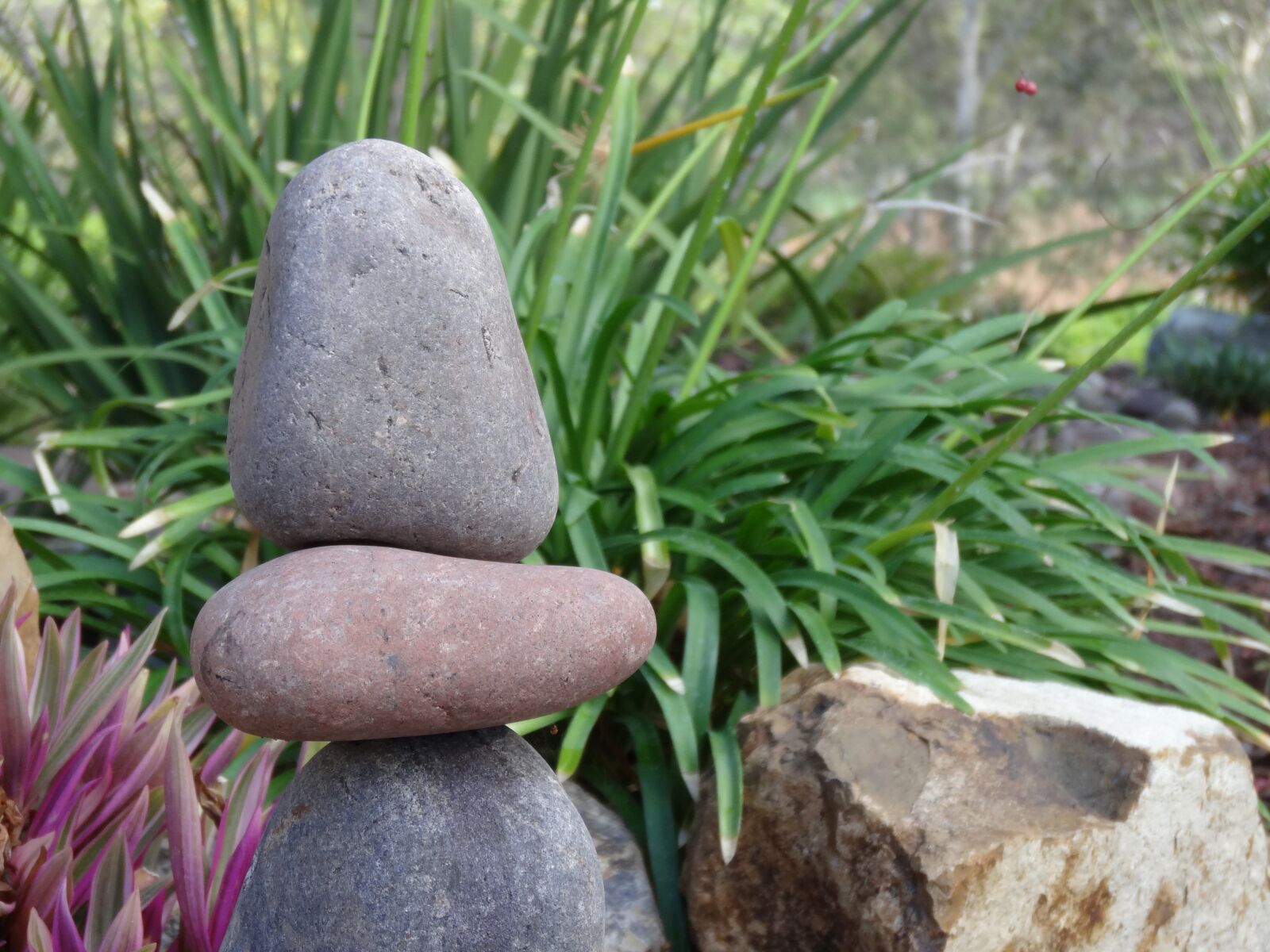 Sony Cyber-shot DSC-HX20V sample photo. Rocks, stack, balance photography