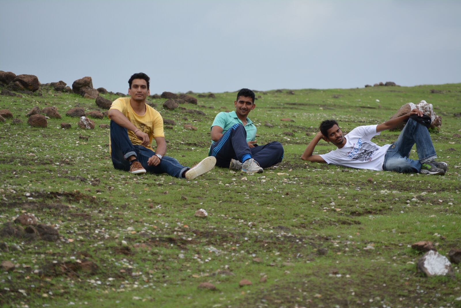 Nikon D5200 sample photo. Grass, outdoors, people photography