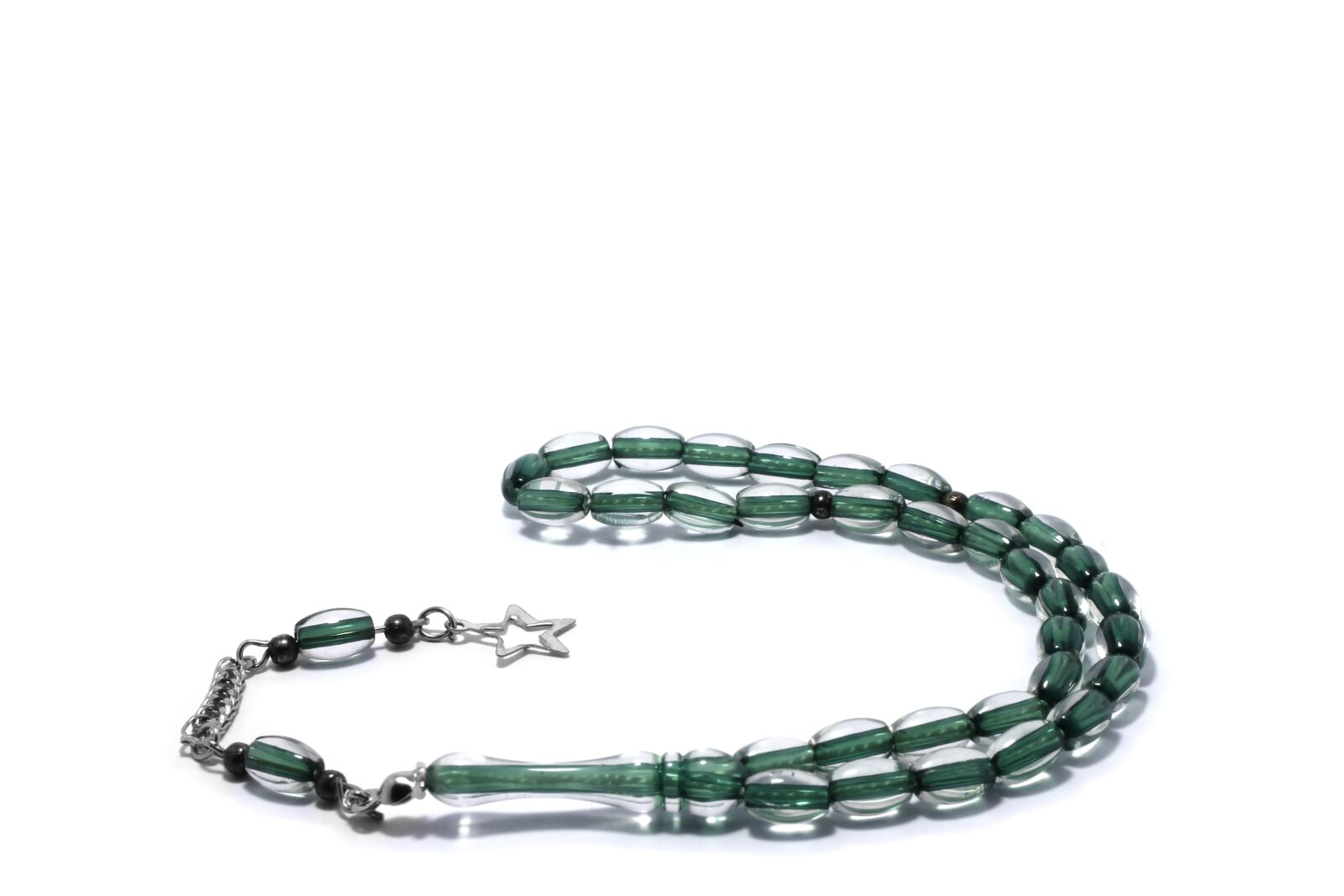 Canon EOS 1100D (EOS Rebel T3 / EOS Kiss X50) + Canon EF 50mm F1.8 II sample photo. Rosary, green rosary, star photography