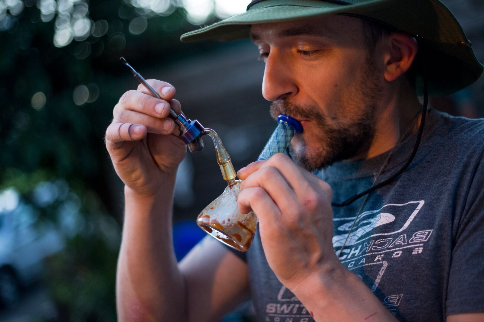 Canon EF 50mm F1.8 II sample photo. Dab, shatter, dabbing photography