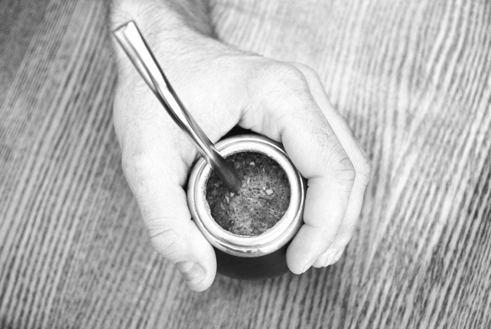 Sony Alpha DSLR-A100 sample photo. Hand, mate, yerba photography