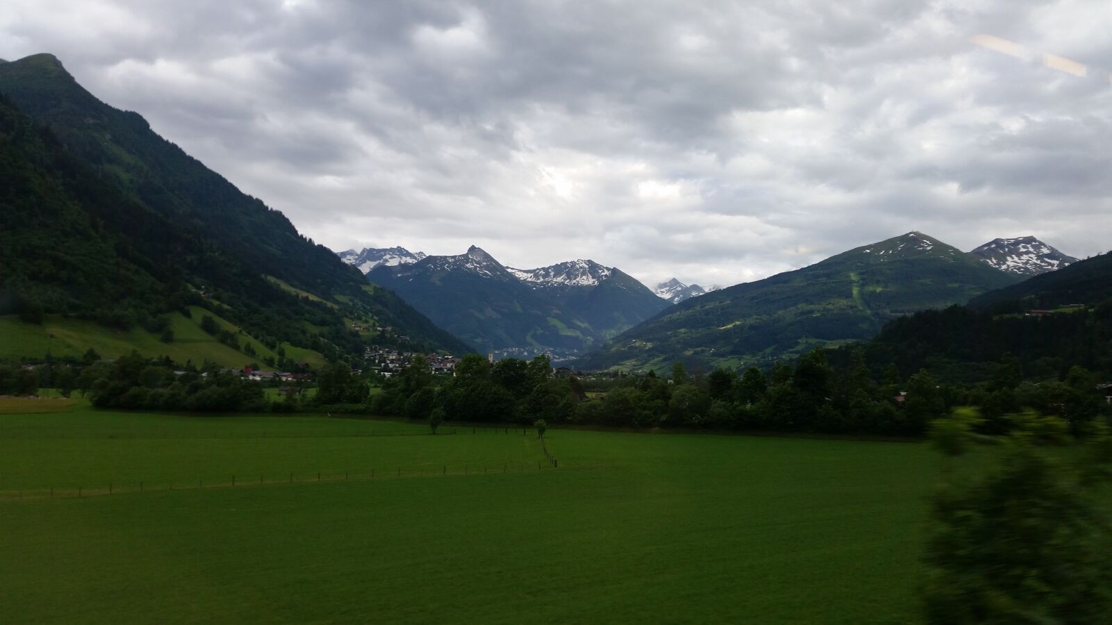 Samsung Galaxy S5 sample photo. Mountains, snow, landscape photography