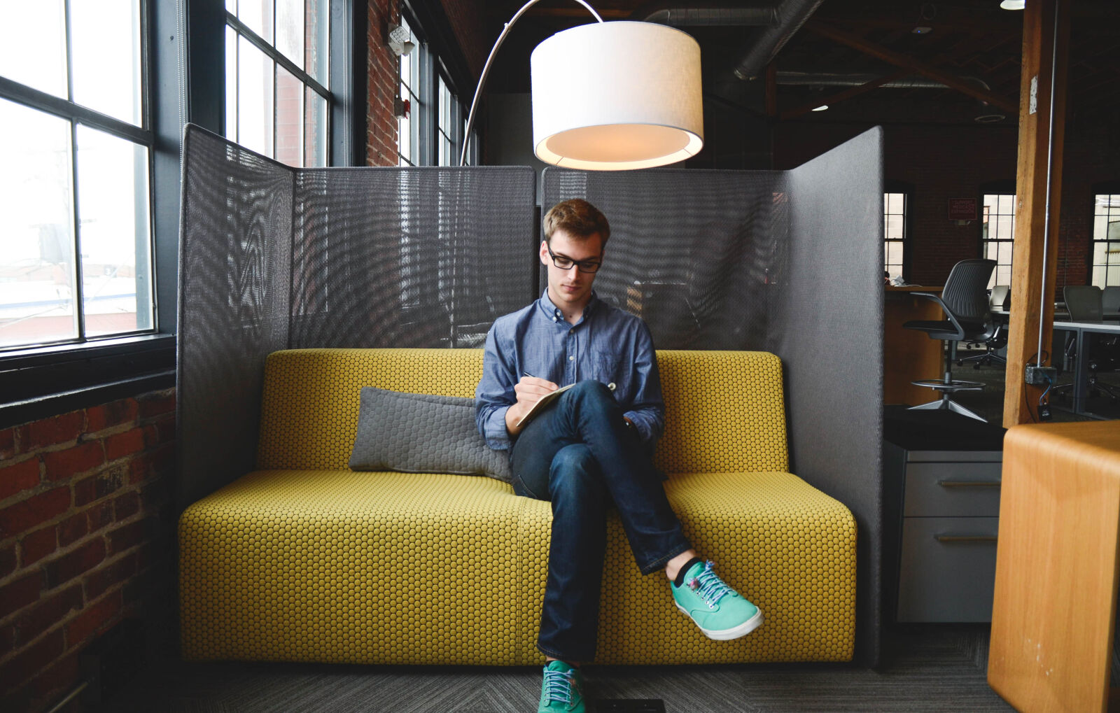 Nikon D7000 sample photo. Business, company, couch, coworking photography
