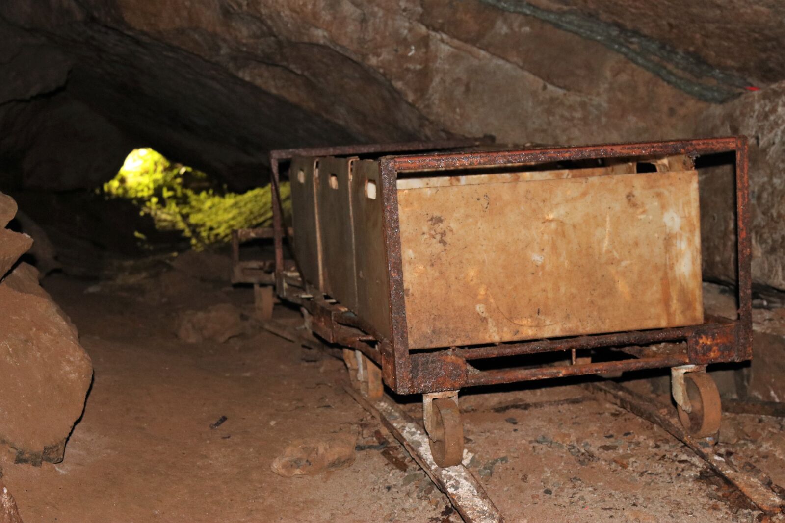 Canon EOS 80D + Canon EF 24-105mm F4L IS USM sample photo. Cave, coal, mine, railroad photography
