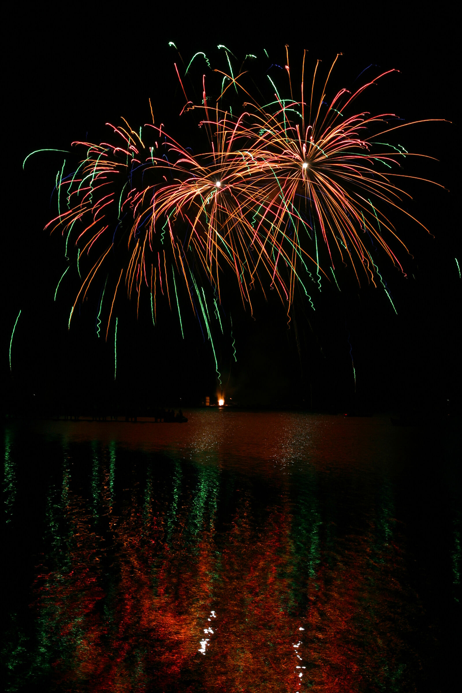 Canon EOS D60 sample photo. Firework photography