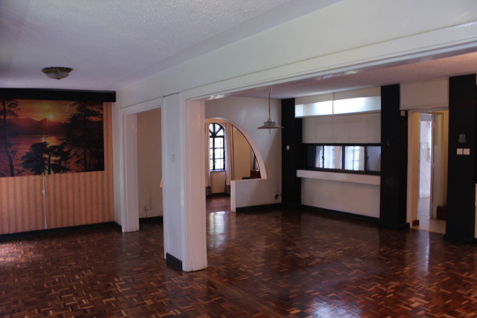 Canon EOS 600D (Rebel EOS T3i / EOS Kiss X5) sample photo. House, space, living photography