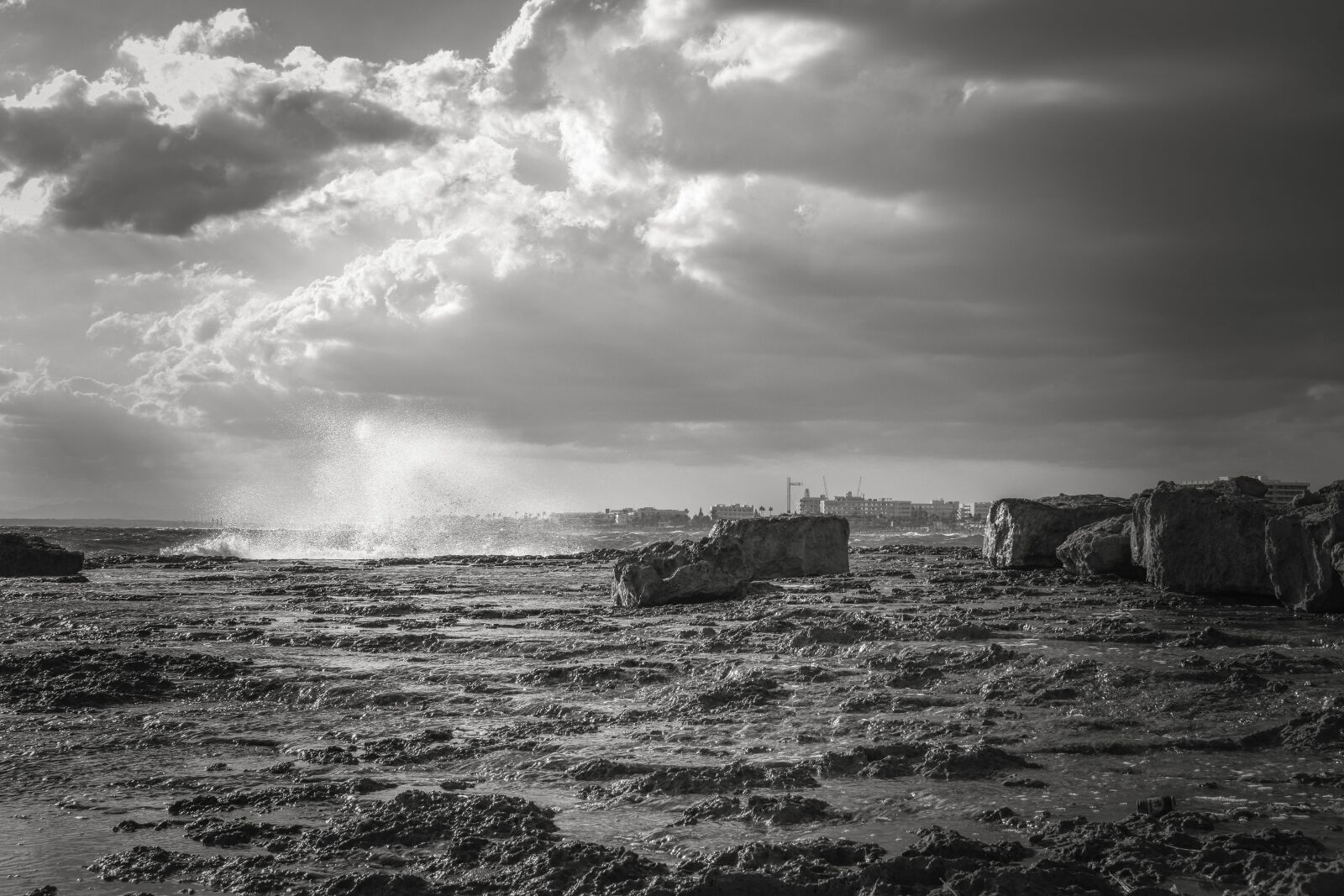 Nikon D3300 sample photo. Storm, wave, crushing photography