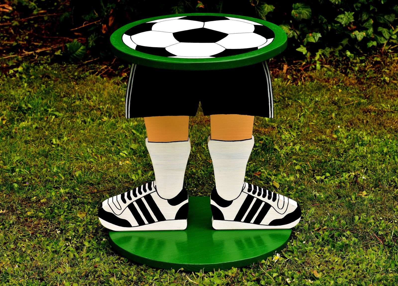 Nikon D7200 sample photo. Football, table, homemade photography