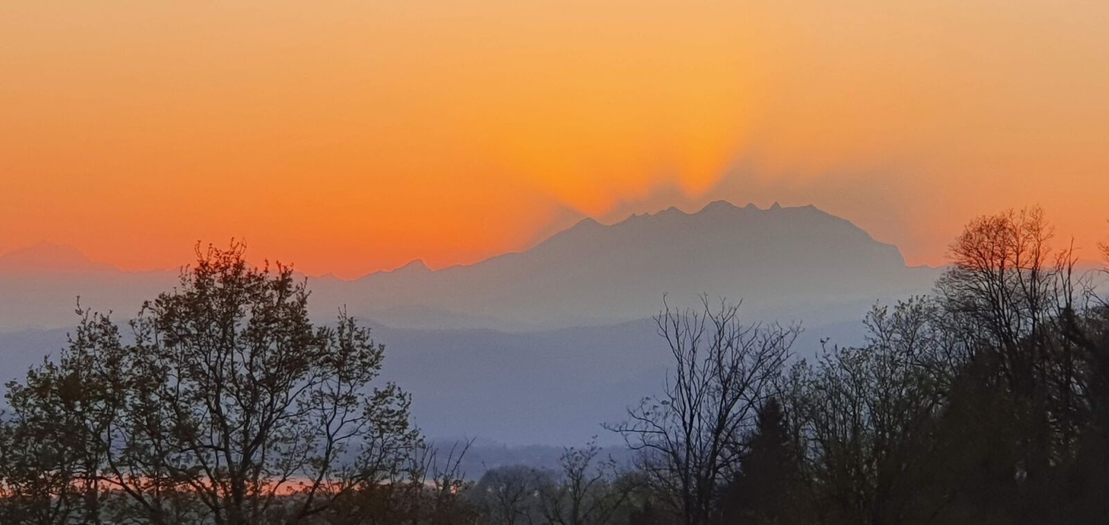 Samsung SM-G973F sample photo. Landscape, sun, sunset photography