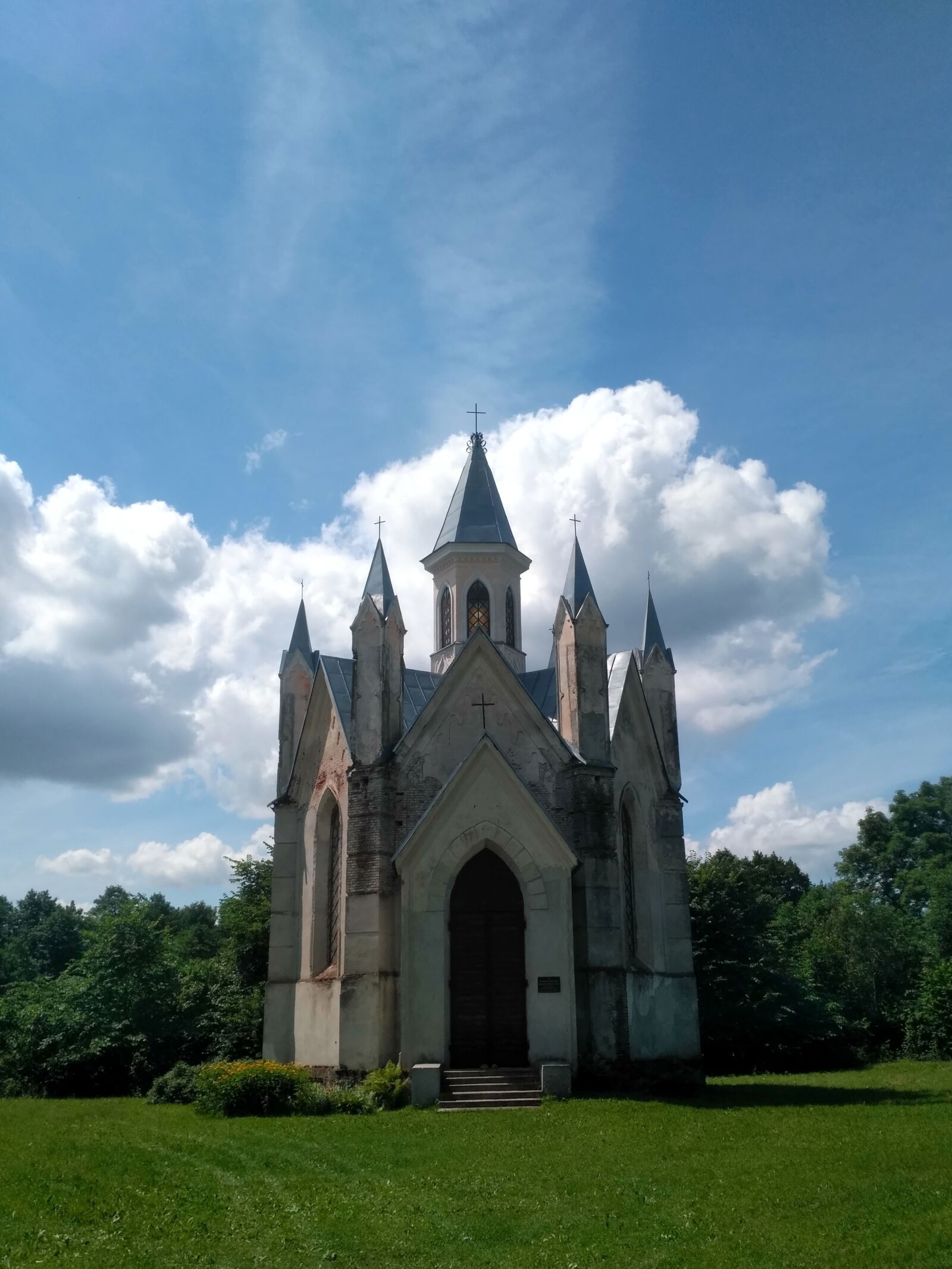 Xiaomi Redmi 3S sample photo. Castle, old, church photography