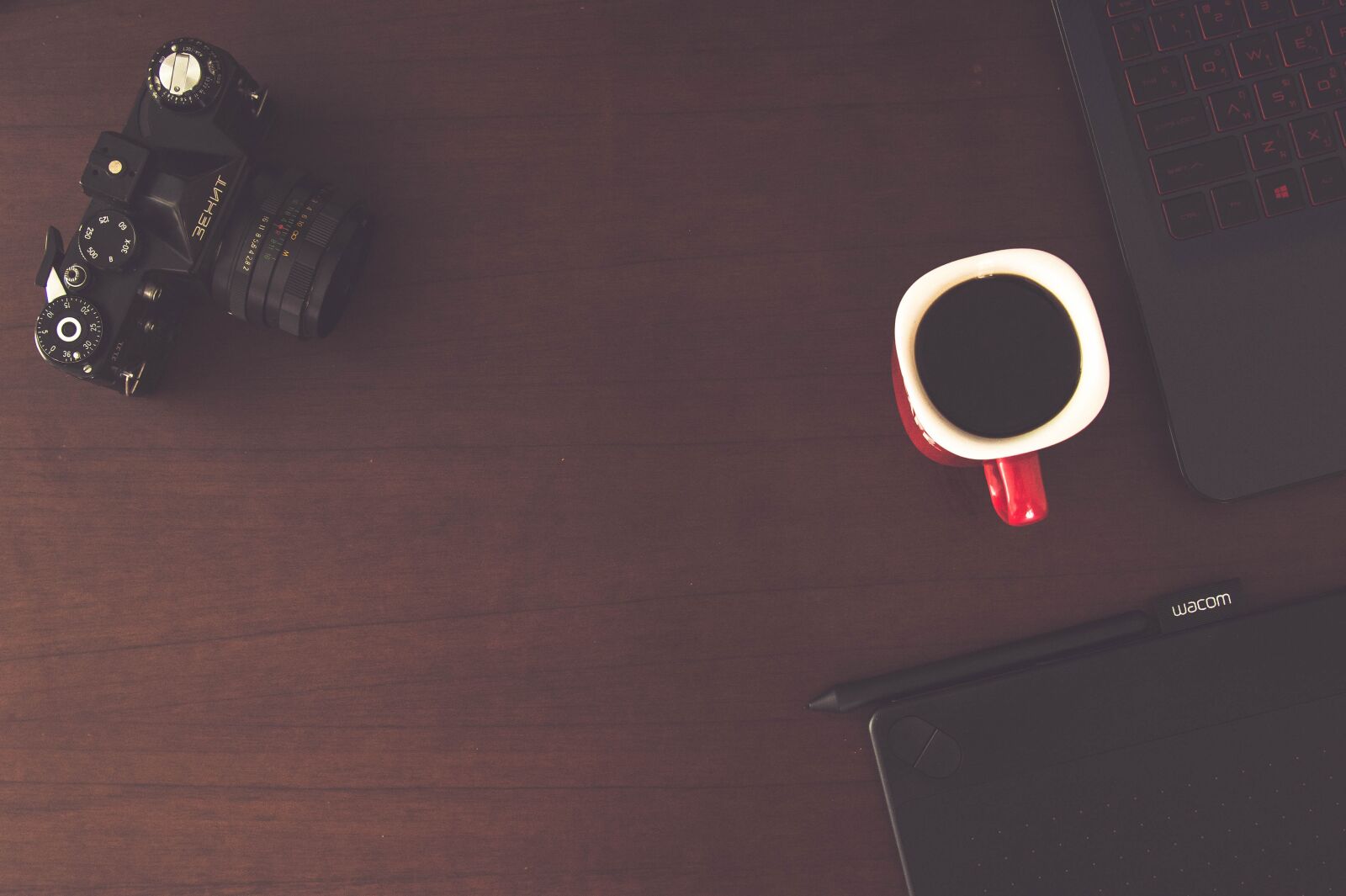 Nikon D4S sample photo. Cup, work, cofe photography