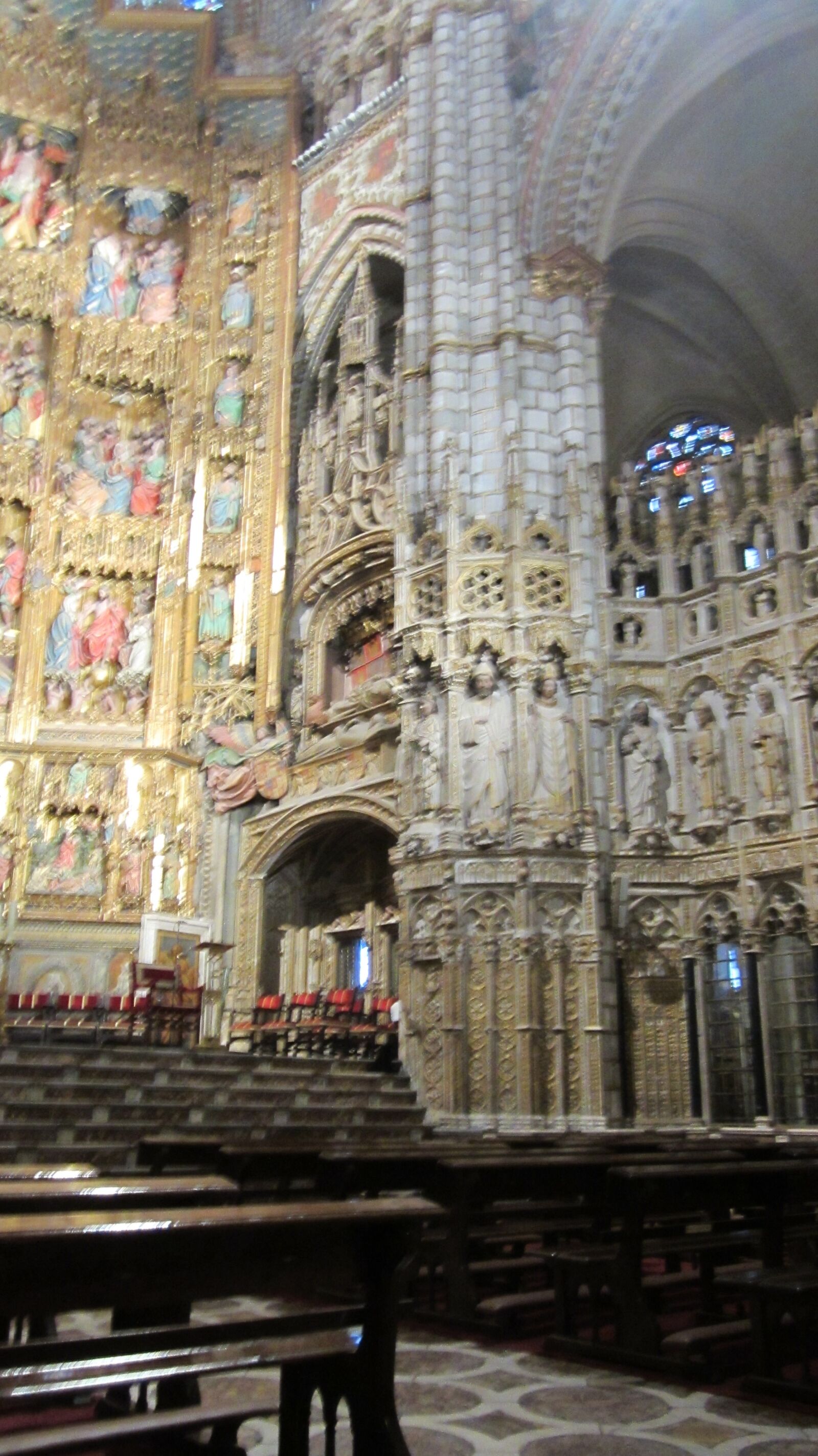 Canon PowerShot ELPH 100 HS (IXUS 115 HS / IXY 210F) sample photo. Spain, architecture, cathedral photography