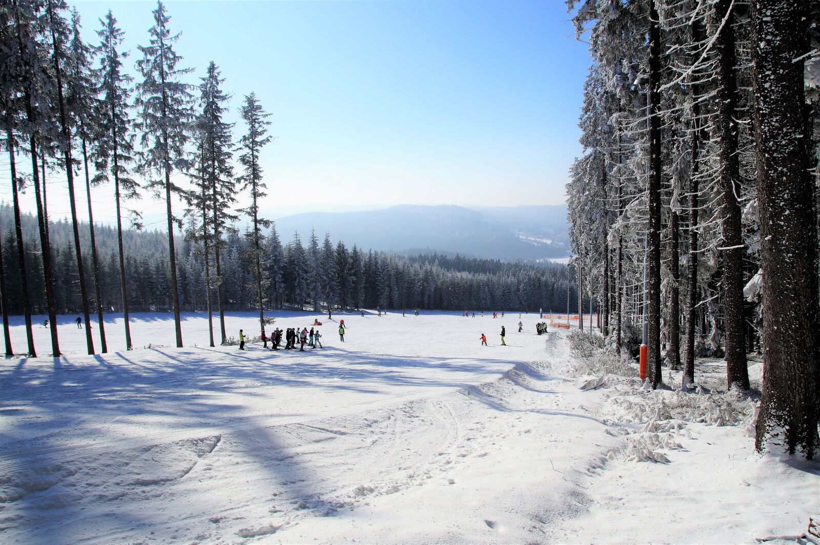 Sony SLT-A58 sample photo. Winter, snow, the ski photography