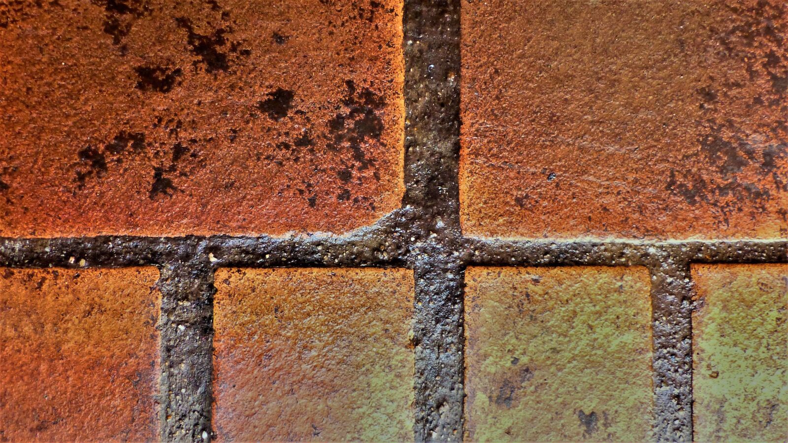 Panasonic Lumix DMC-FZ200 sample photo. Wall, wallpaper, pierre photography