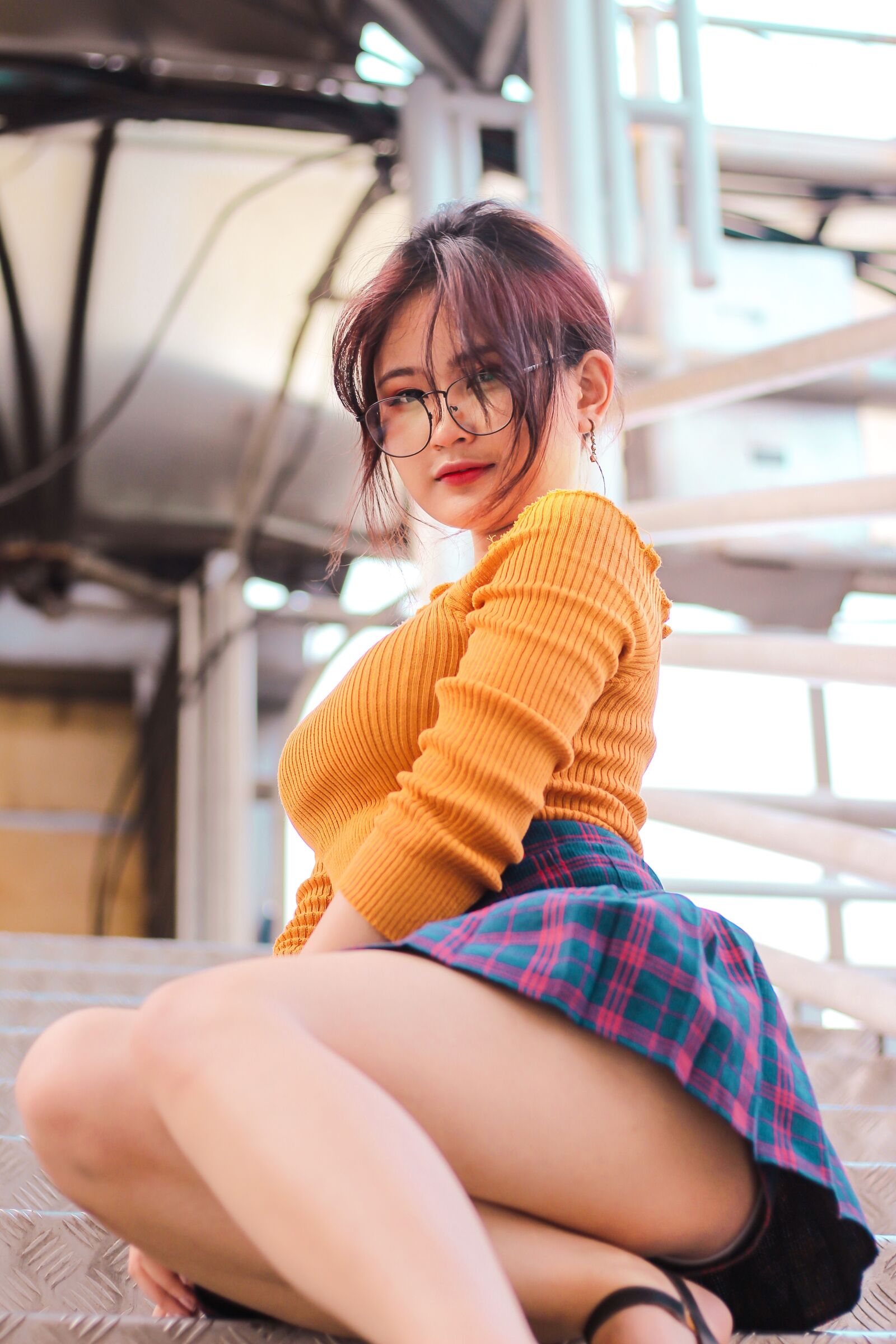 Canon EOS 700D (EOS Rebel T5i / EOS Kiss X7i) + Canon EF 50mm F1.8 STM sample photo. Girl, glamour, fashion photography