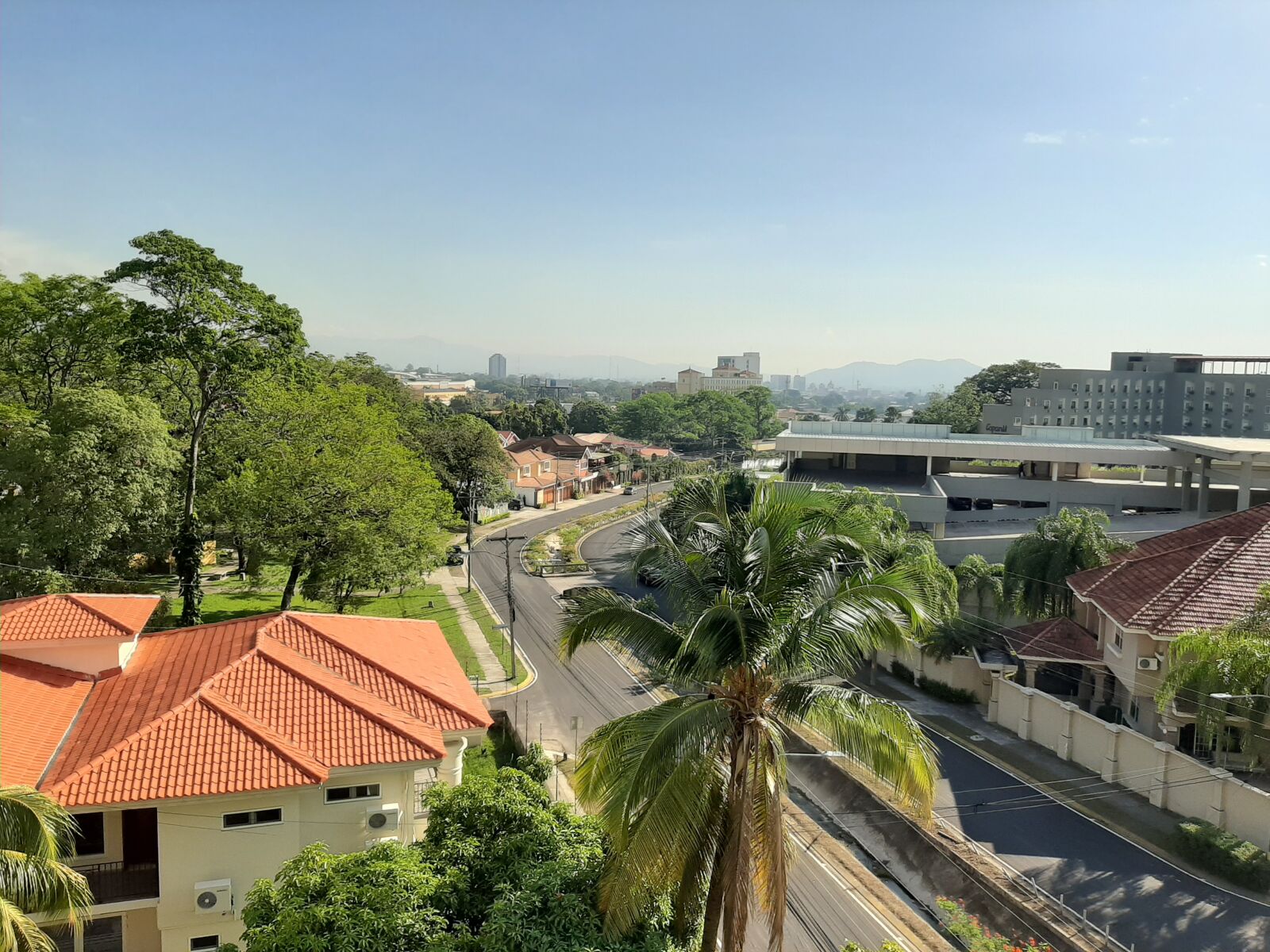 Samsung Galaxy A50 sample photo. City, architecture, buildings photography