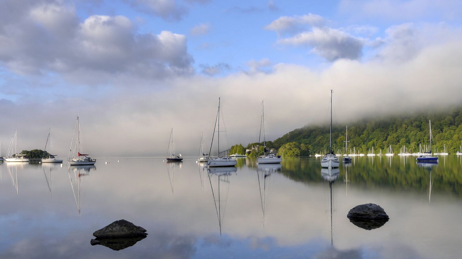 Panasonic Lumix DMC-G5 sample photo. Landscape, lake district, lake photography