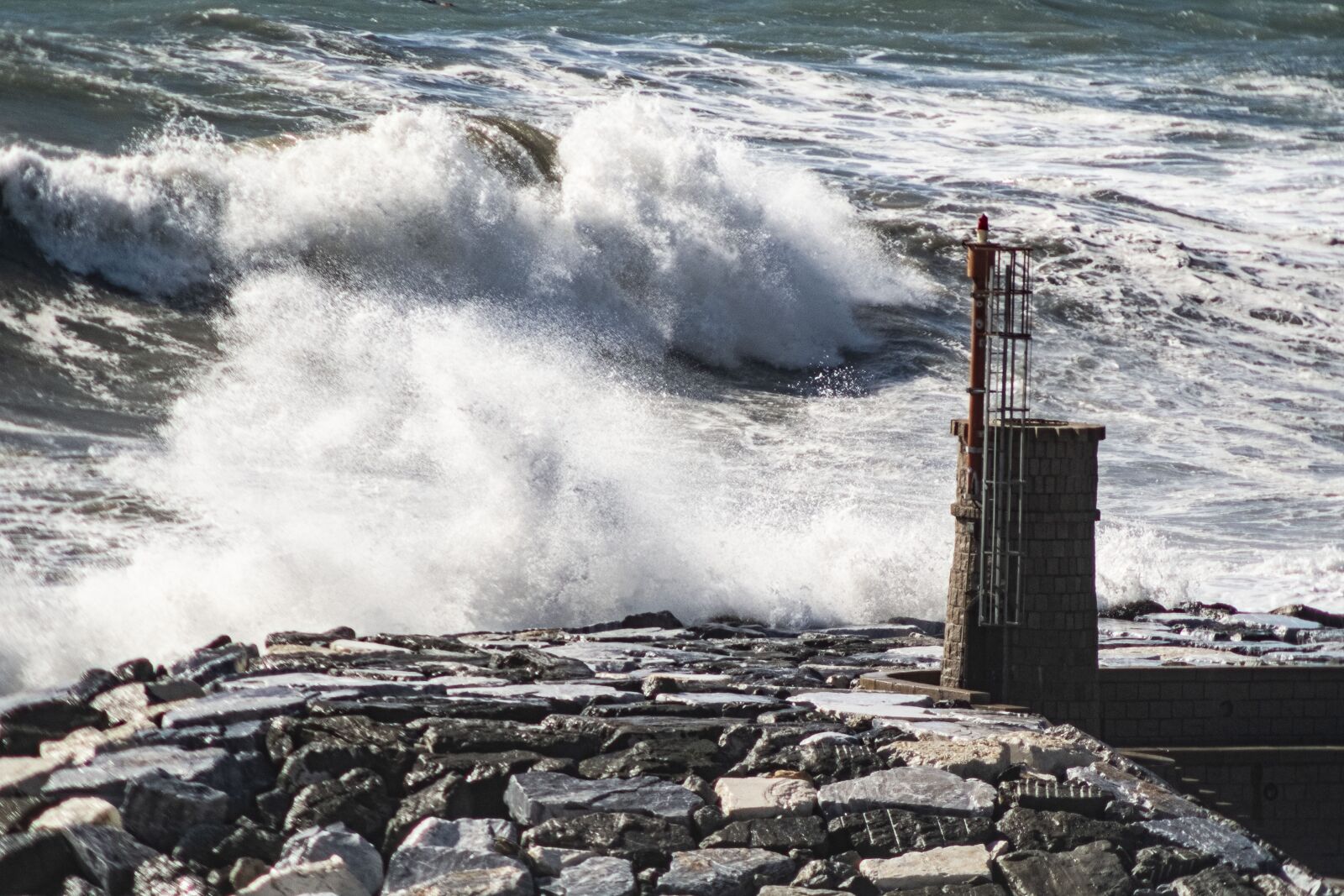 Fujifilm X-E1 sample photo. Sea storm, water, beach photography