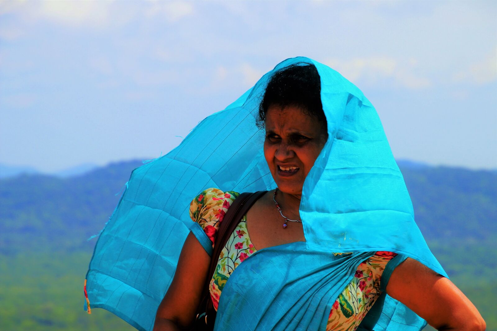 Canon EOS 80D sample photo. Sri lanka, blue, shawl photography