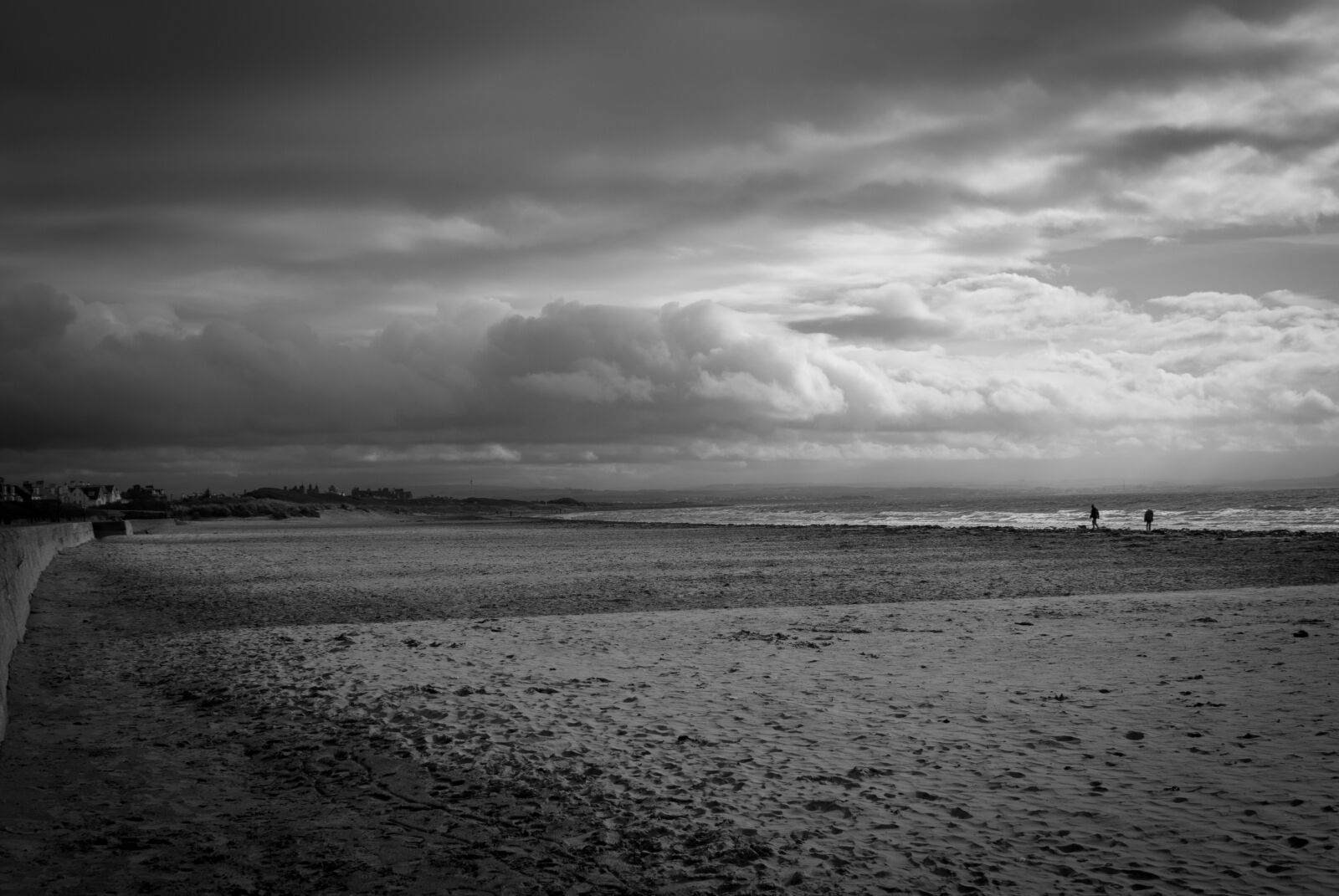 Sony Alpha DSLR-A300 sample photo. Town, shore, landscape photography