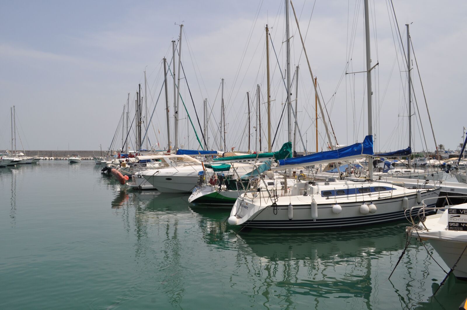 Nikon D5000 sample photo. Marina, port, yachts photography