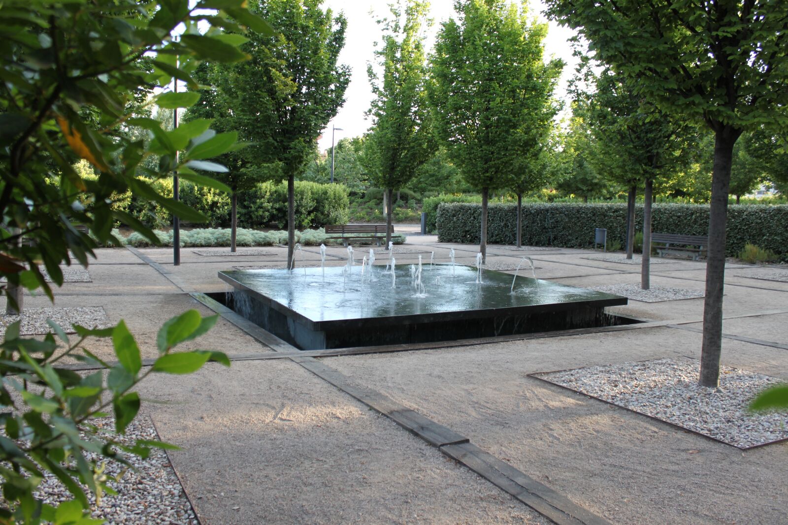 Canon EOS 500D (EOS Rebel T1i / EOS Kiss X3) sample photo. Park, nature, the fountain photography
