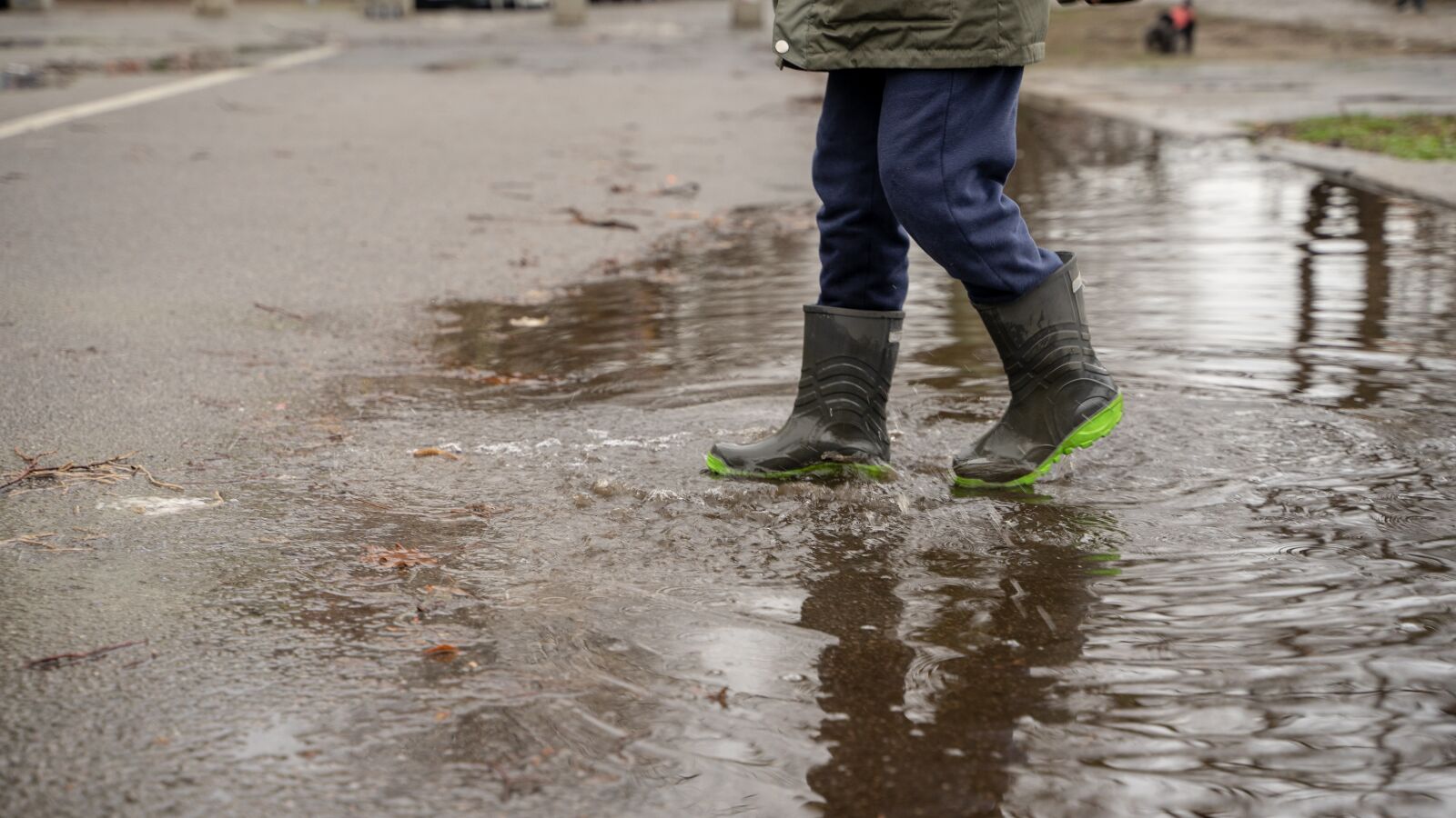 Tamron 28-75mm F2.8 Di III RXD sample photo. Boy, rain boots, girl photography