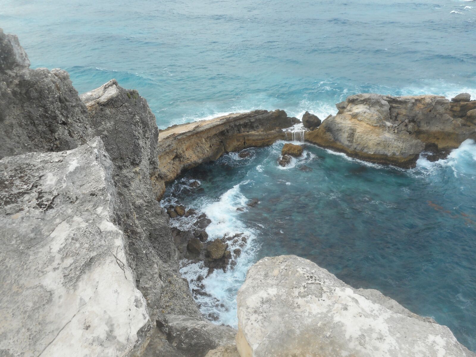 Nikon Coolpix S3600 sample photo. Guadeloupe, west indies, side photography