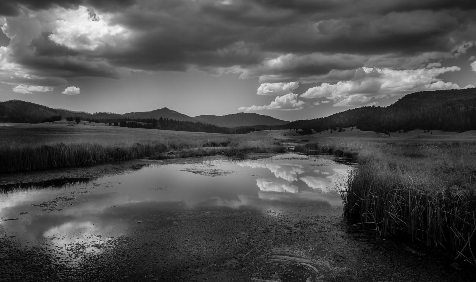 Canon EOS 550D (EOS Rebel T2i / EOS Kiss X4) sample photo. Mountain, reflection, landscape photography