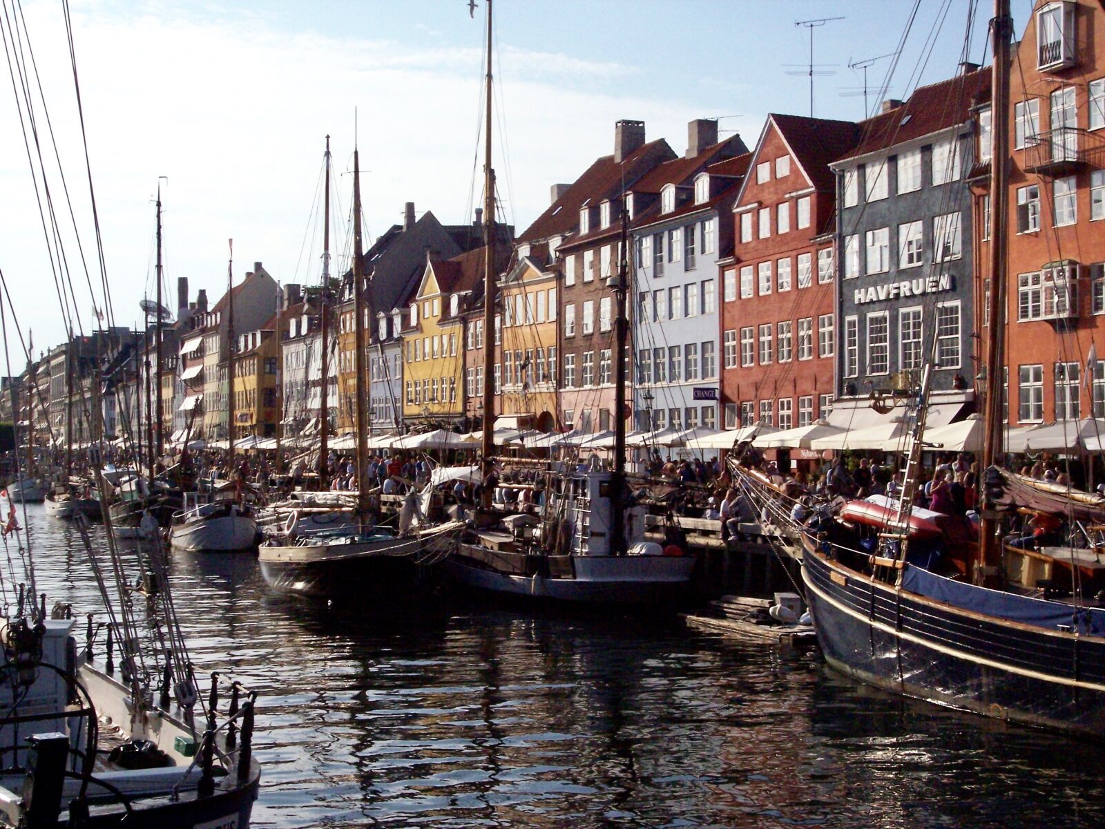 Kodak DX7630 ZOOM DIGITAL CAMERA sample photo. Copenhagen, porto, boats photography