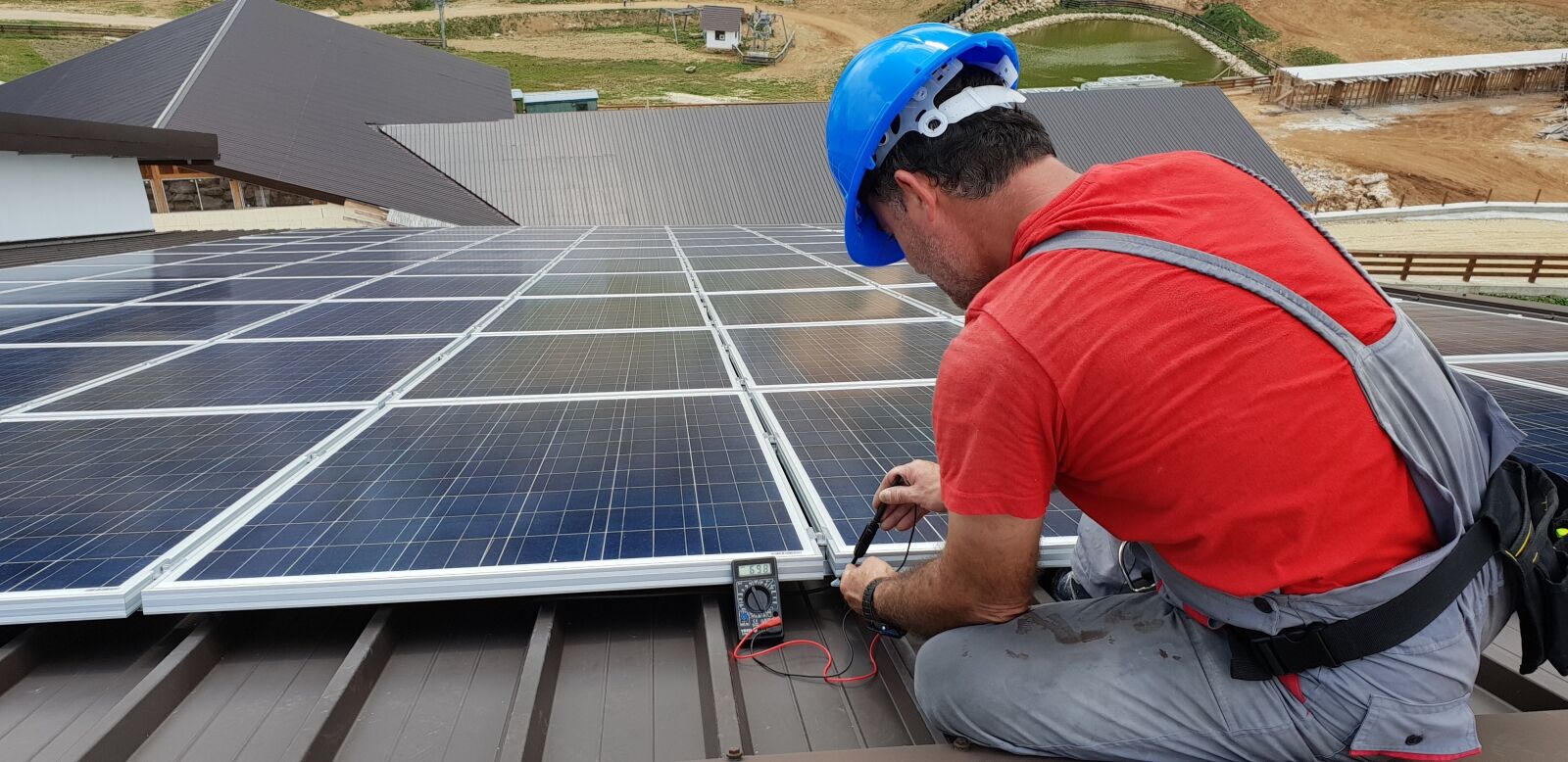 Samsung Galaxy S9+ sample photo. Technician, solar panel, renewable photography