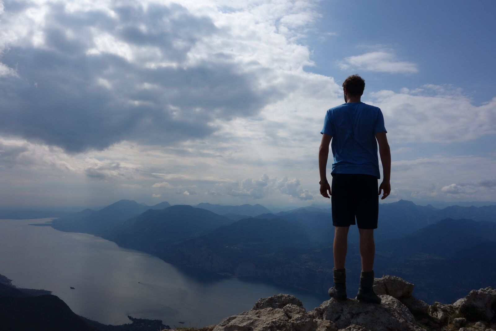 Sony Cyber-shot DSC-RX100 sample photo. Mountain, hike, sky photography