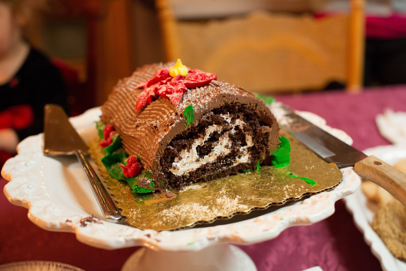 Canon EOS 5D Mark III sample photo. Christmas dinner, dessert, christmas photography