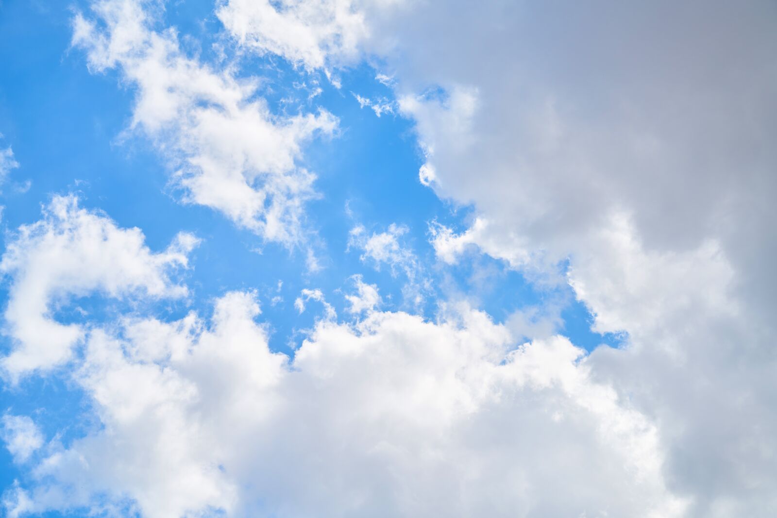 Sony a7R II sample photo. Cloud, blue, landscape photography