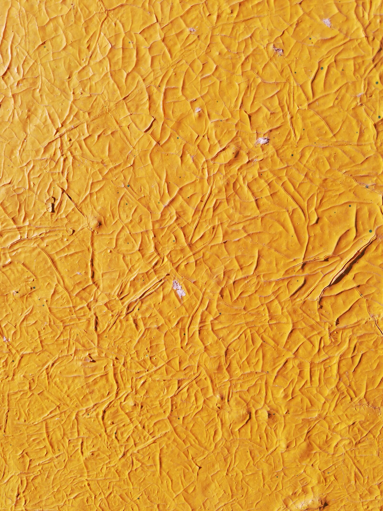 HUAWEI P20 lite sample photo. Background, yellow, crack photography